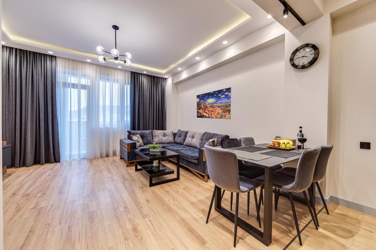 2Br Luxury Apartment Globe Тбилиси Экстерьер фото