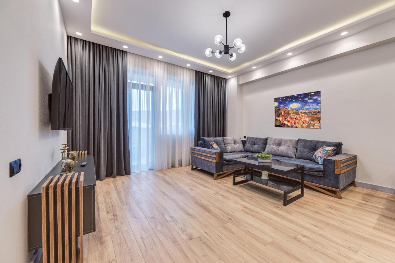 2Br Luxury Apartment Globe Тбилиси Экстерьер фото